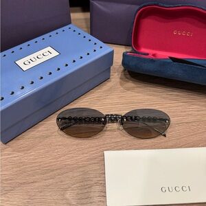 Gucci sunglasses